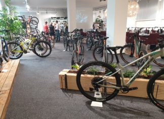 Prezentacja Superior i Rock Machine 2020