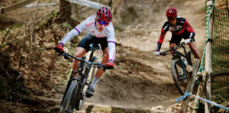 Ondrej Cink i Bartłomiej Wawak z KROSS ORLEN Cycling Team w czołówce wyścigu we Włoszech