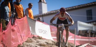 Ondrej Cink i Bartłomiej Wawak w pierwszej dziesiątce wyścigu w hiszpańskiej Chelvie | Neff i Hatherly najlepsi