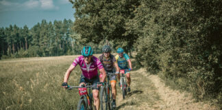 Peleton skąpany w blasku Gwiazdy Mazur